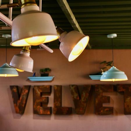 Velvet Hostal La Novena サンタ・アナ エクステリア 写真