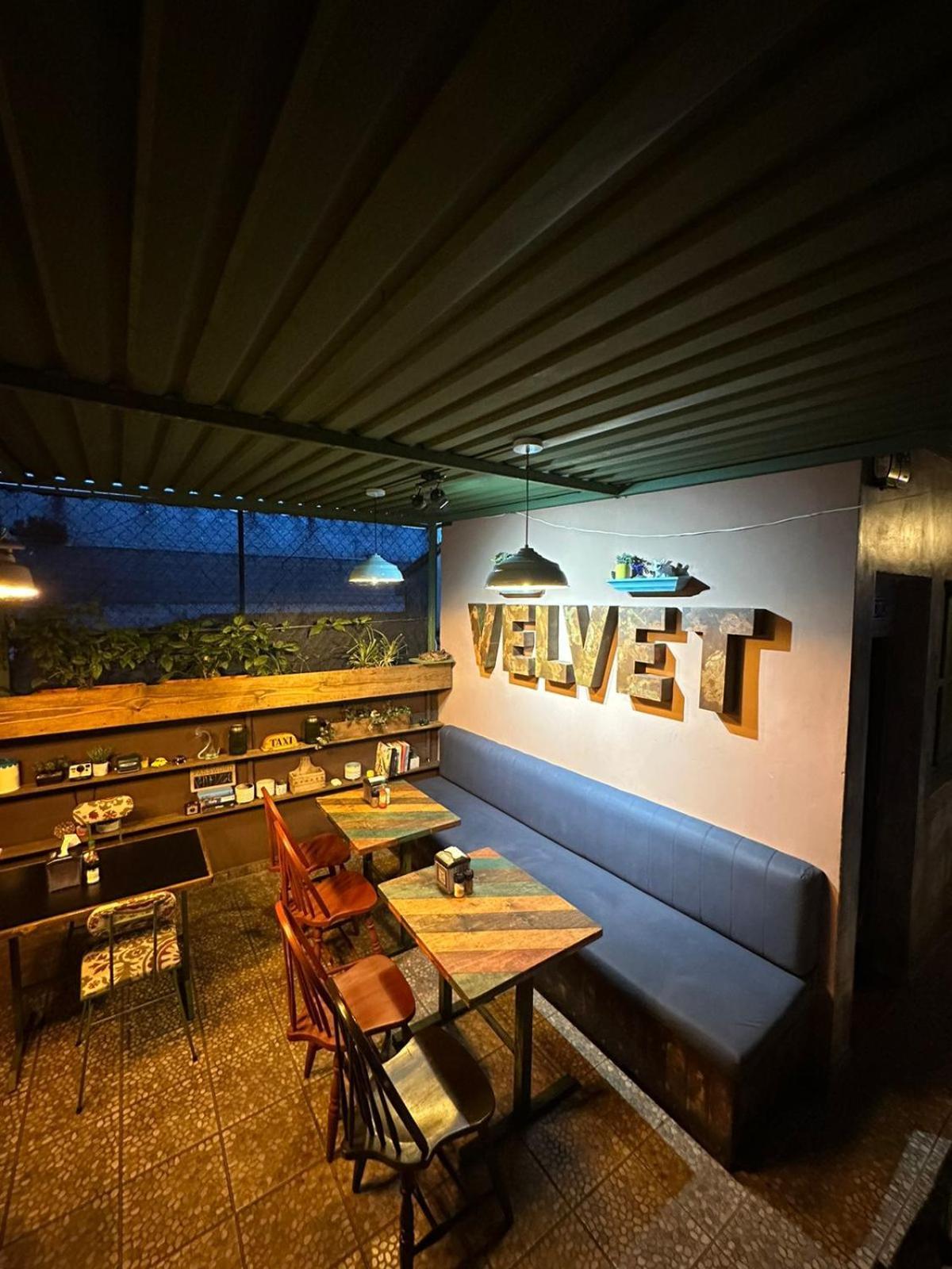 Velvet Hostal La Novena サンタ・アナ エクステリア 写真